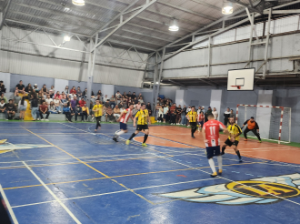 Santa Gertrudis vence a Raicero y avanza a la final de futsala Mayor